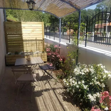 Apartmán T2 Bleu Nuit Art- Deco Carmaux